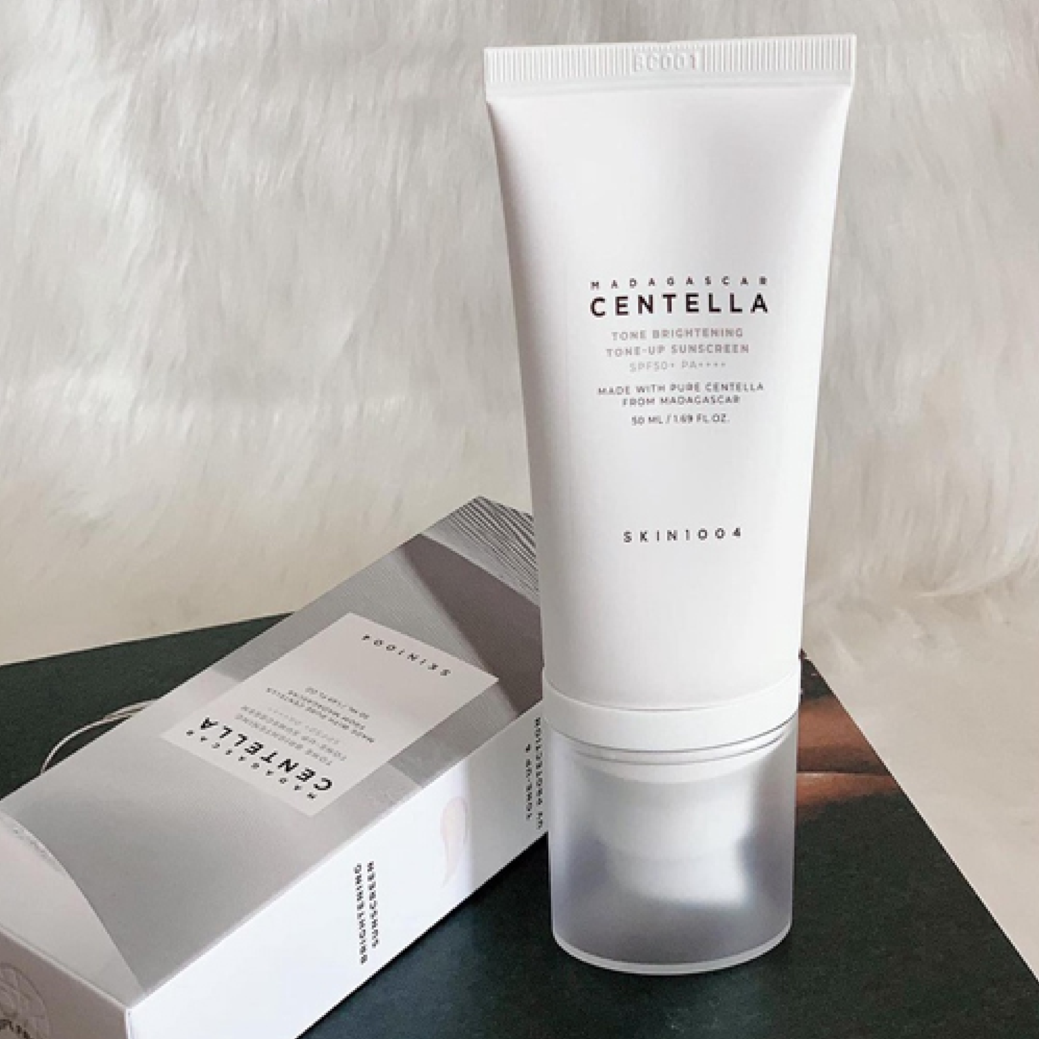 SKIN1004 Madagascar Centella Tone Brightening Tone-Up Sunscreen SPF50+ PA++++ 50ml