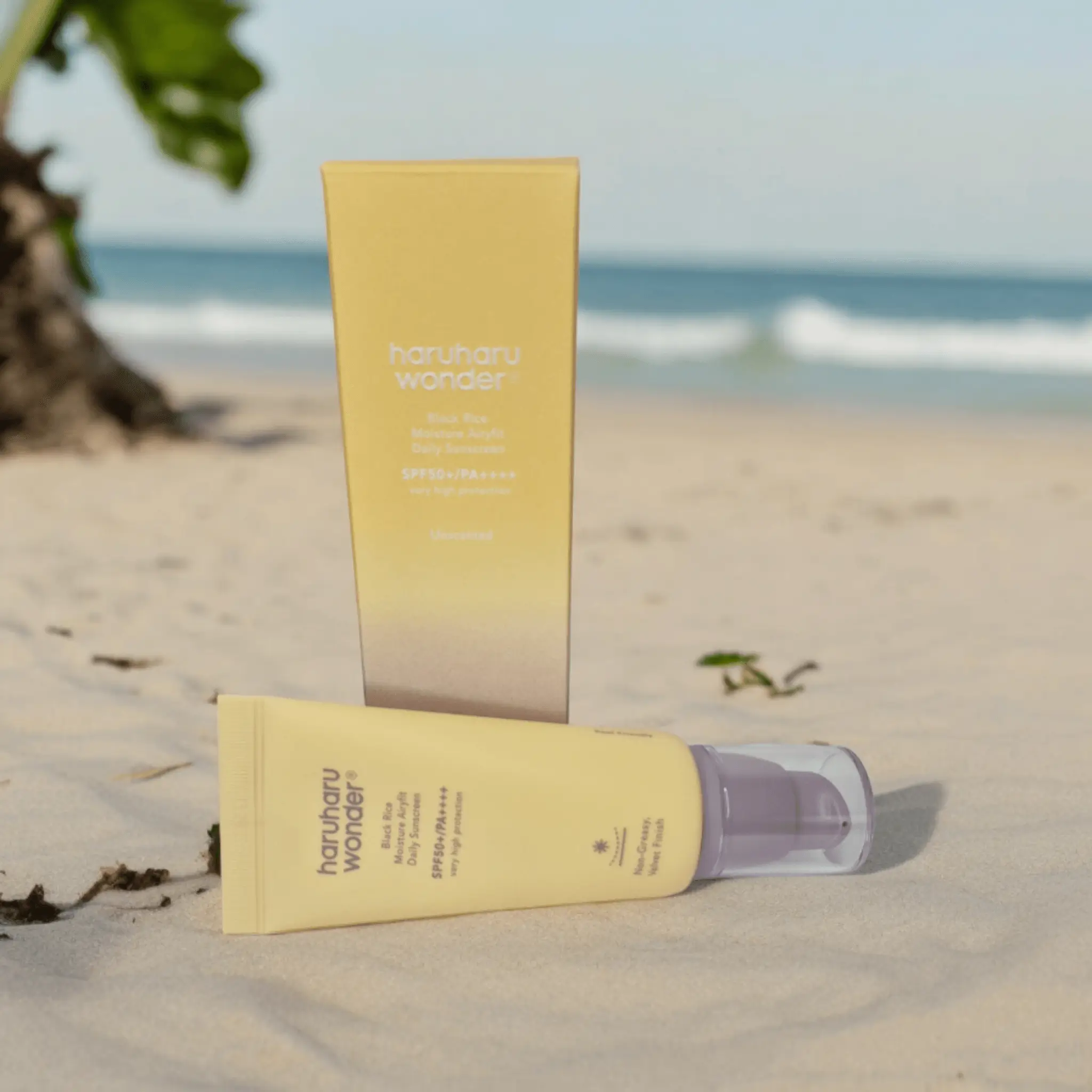 Haruharu Wonder Black Rice Moisture Airyfit Daily Sunscreen (50ml)