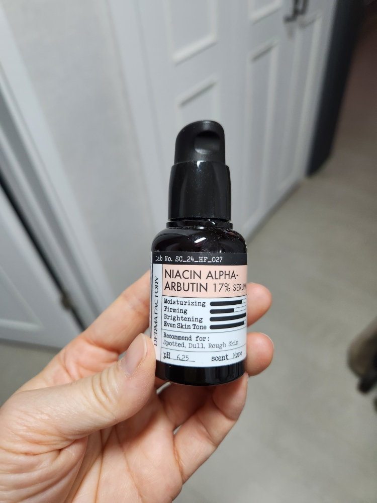 Derma Factory Niacin Alpha-Arbutin 17% Serum-30ml