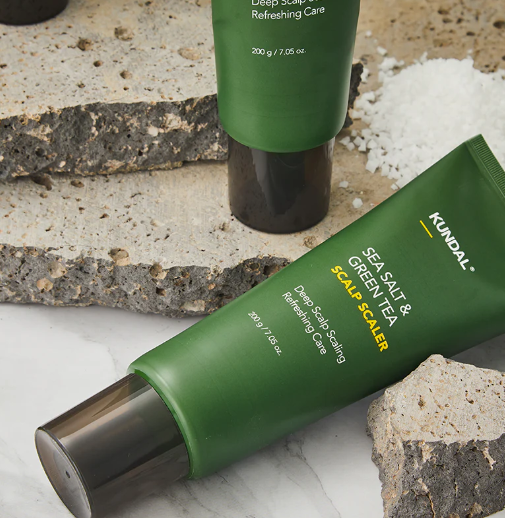 Kundal sea salt & green tea scalp scaler 200ml