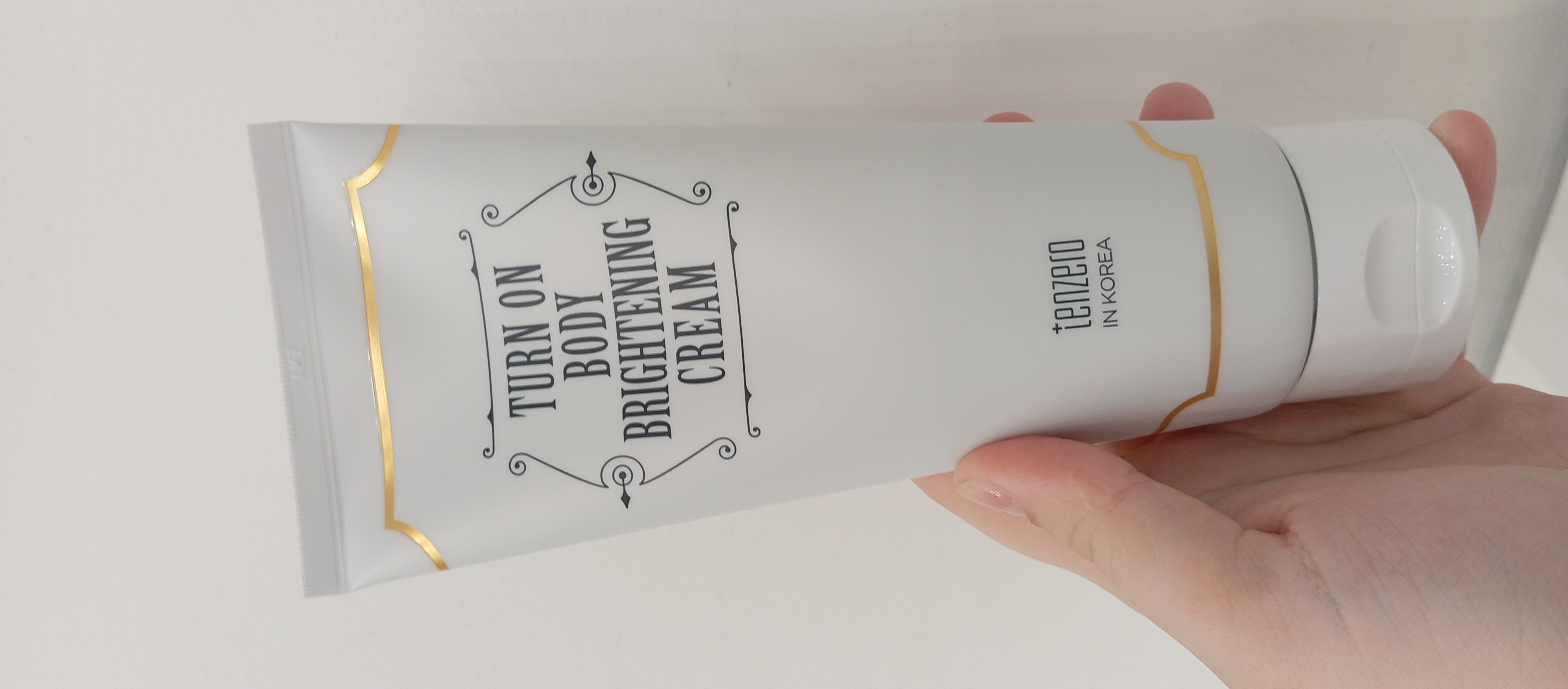 Tenzero turn on body brightening cream 180ml